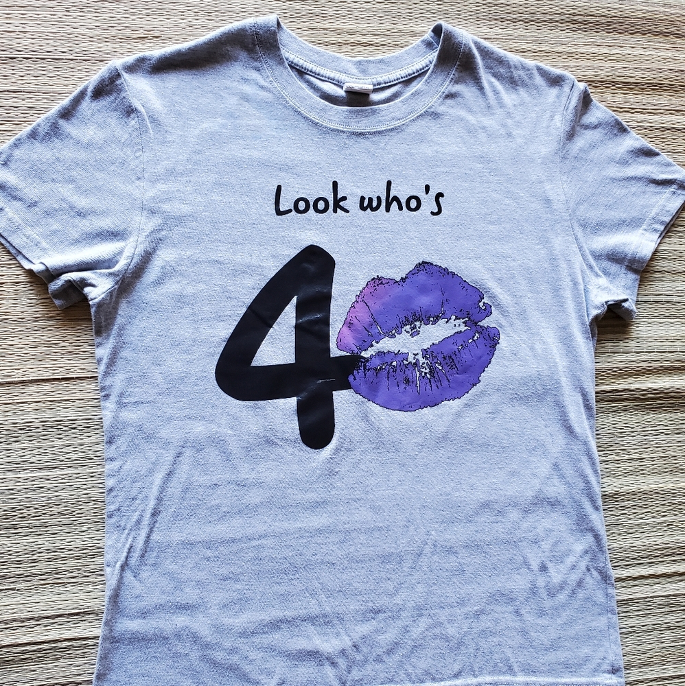 Look Who's 40 Purple Lips/Happy Birthday Shirt